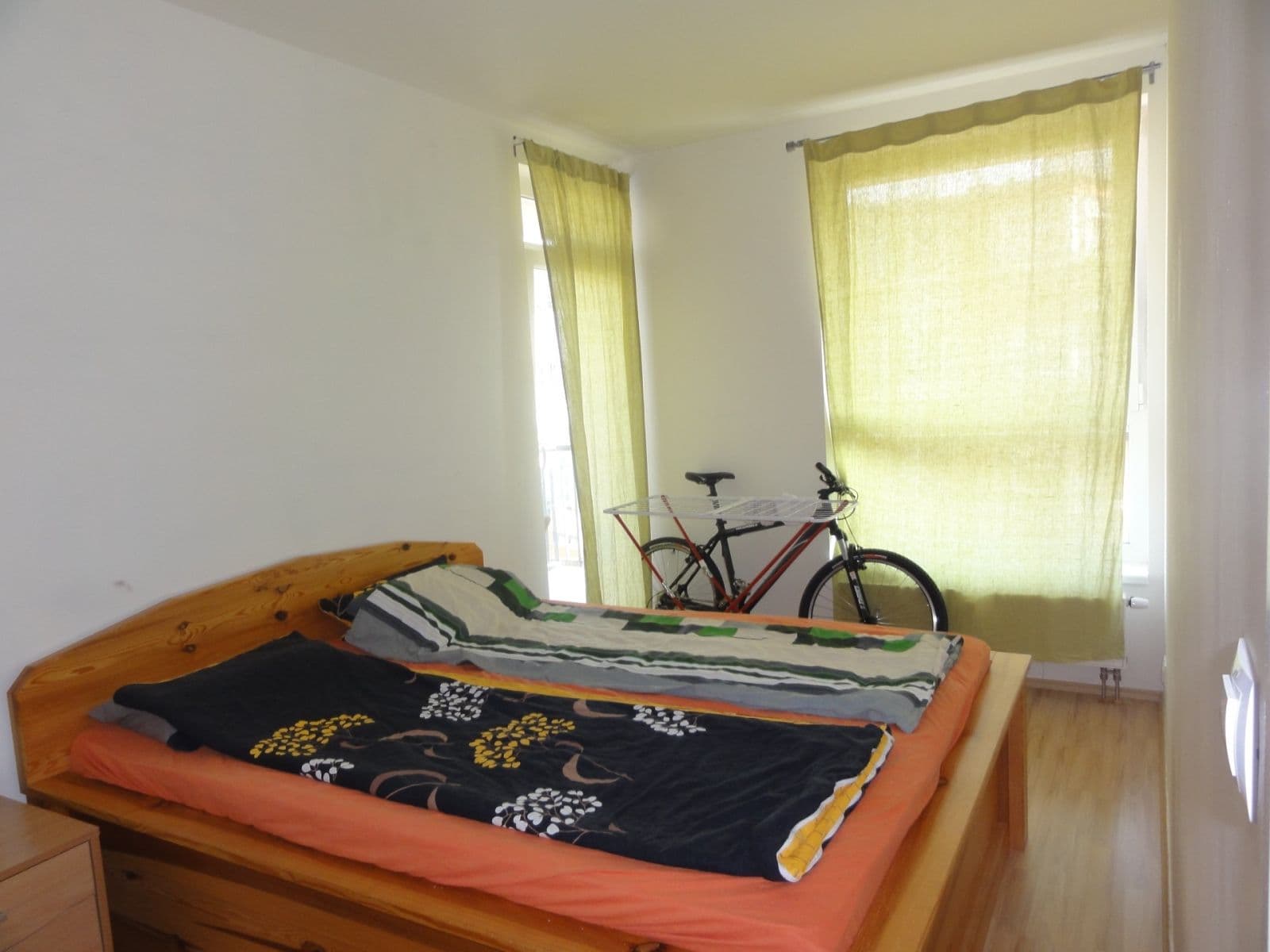 1 bedroom with open-plan kitchen flat to rent, 67 m², Pod Harfou, Prague, Prague 1 bedroom with open-plan kitchen flat to rent, 67 m², Pod Harfou, Prague, Prague