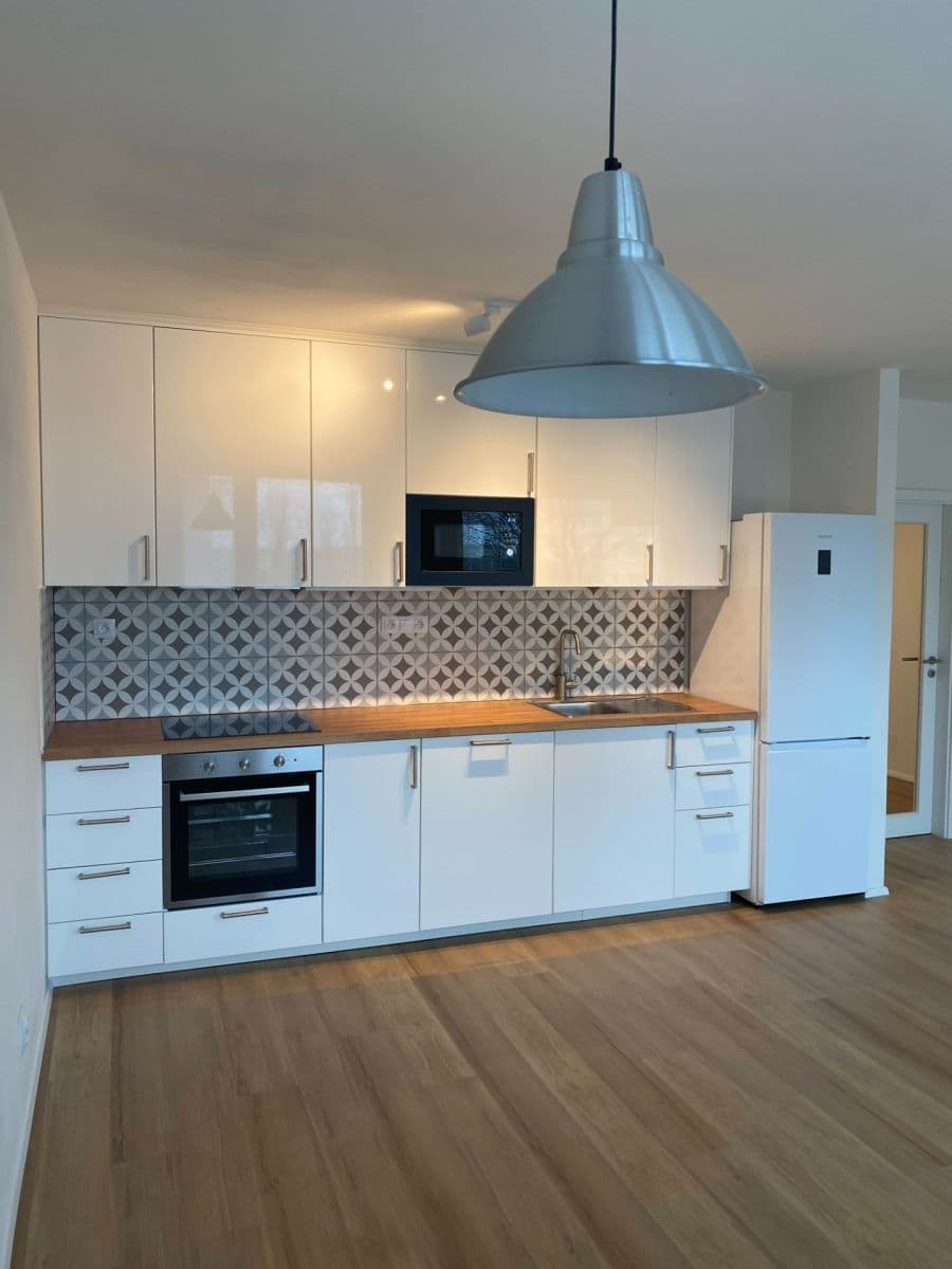 2 bedroom with open-plan kitchen flat for sale, 76 m², Na růžovém poli, Kladno, Středočeský Region 2 bedroom with open-plan kitchen flat for sale, 76 m², Na růžovém poli, Kladno, Středočeský Region