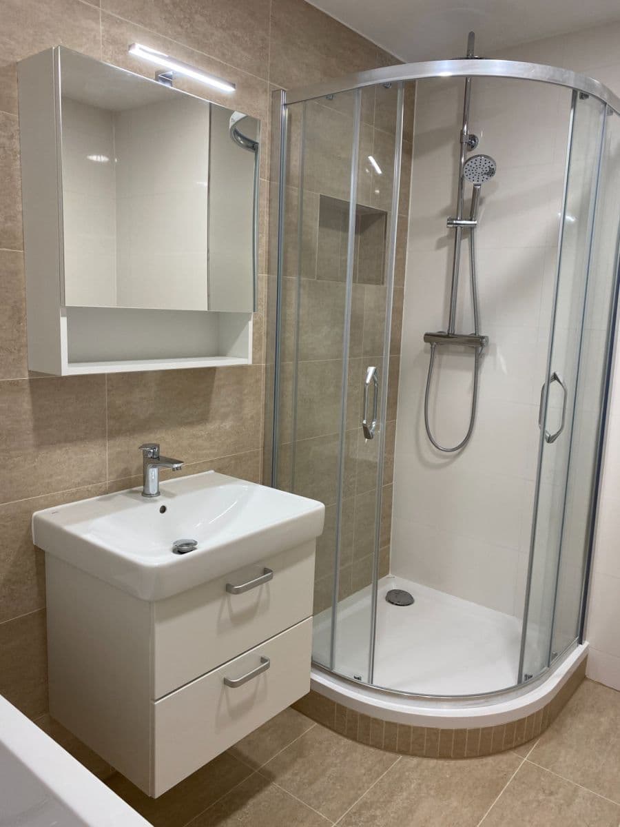 2 bedroom with open-plan kitchen flat for sale, 76 m², Na růžovém poli, Kladno, Středočeský Region 2 bedroom with open-plan kitchen flat for sale, 76 m², Na růžovém poli, Kladno, Středočeský Region