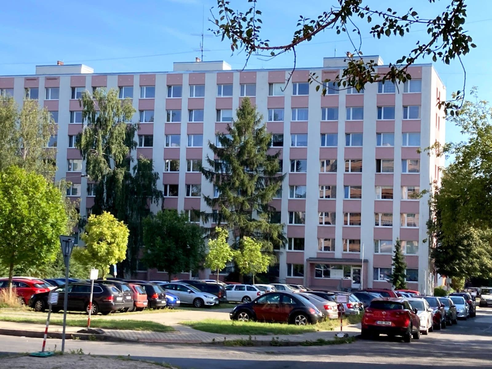 2 bedroom with open-plan kitchen flat for sale, 76 m², Na růžovém poli, Kladno, Středočeský Region 2 bedroom with open-plan kitchen flat for sale, 76 m², Na růžovém poli, Kladno, Středočeský Region