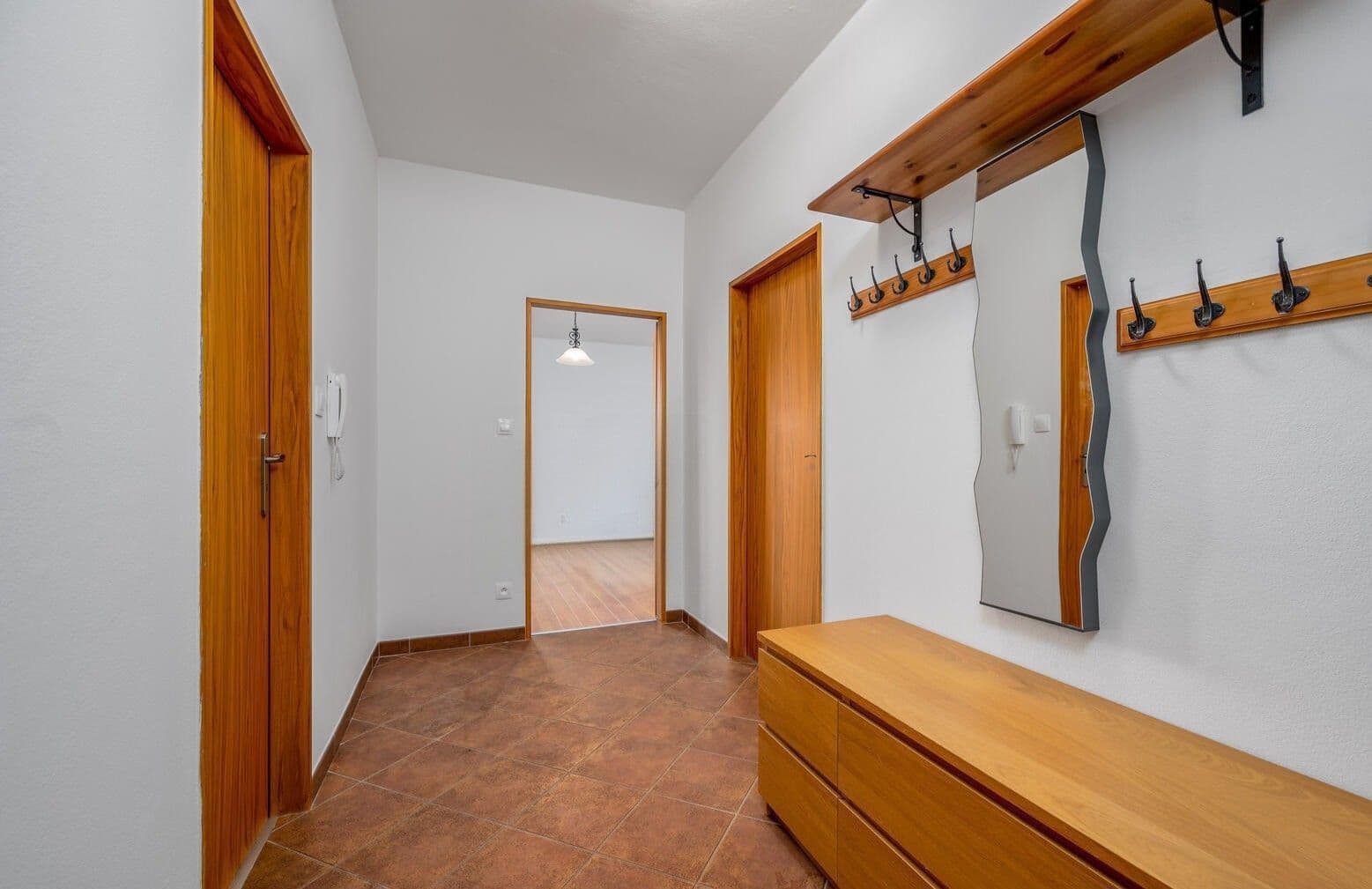 1 bedroom with open-plan kitchen flat to rent, 60 m², Habrová, Holubice, Středočeský Region 1 bedroom with open-plan kitchen flat to rent, 60 m², Habrová, Holubice, Středočeský Region