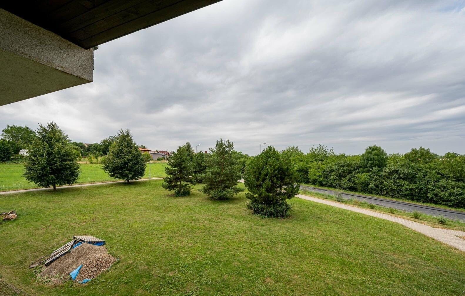 1 bedroom with open-plan kitchen flat to rent, 60 m², Habrová, Holubice, Středočeský Region 1 bedroom with open-plan kitchen flat to rent, 60 m², Habrová, Holubice, Středočeský Region