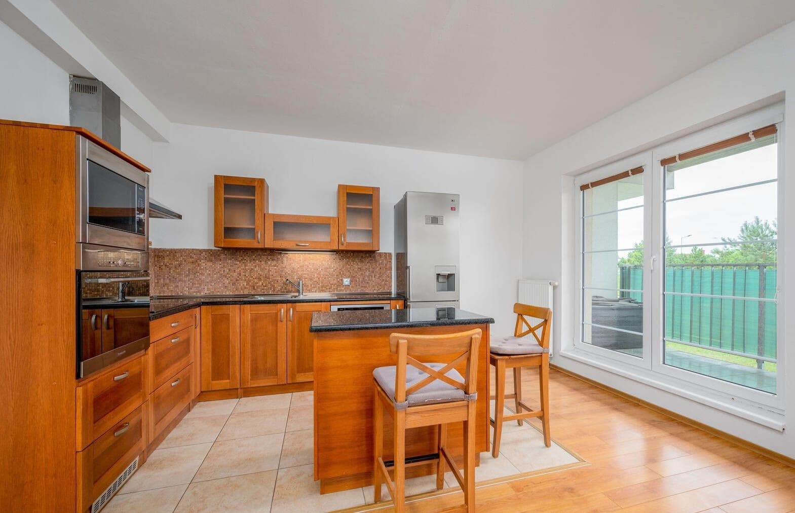 1 bedroom with open-plan kitchen flat to rent, 60 m², Habrová, Holubice, Středočeský Region 1 bedroom with open-plan kitchen flat to rent, 60 m², Habrová, Holubice, Středočeský Region