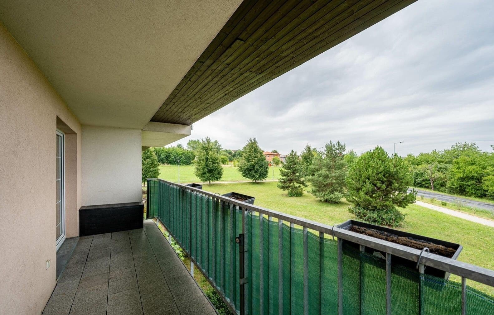 1 bedroom with open-plan kitchen flat to rent, 60 m², Habrová, Holubice, Středočeský Region 1 bedroom with open-plan kitchen flat to rent, 60 m², Habrová, Holubice, Středočeský Region