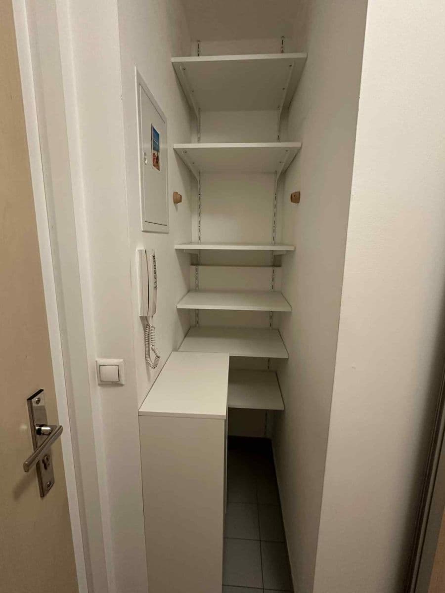 Studio flat to rent, 39 m², Ungarova, Prague, Prague Studio flat to rent, 39 m², Ungarova, Prague, Prague