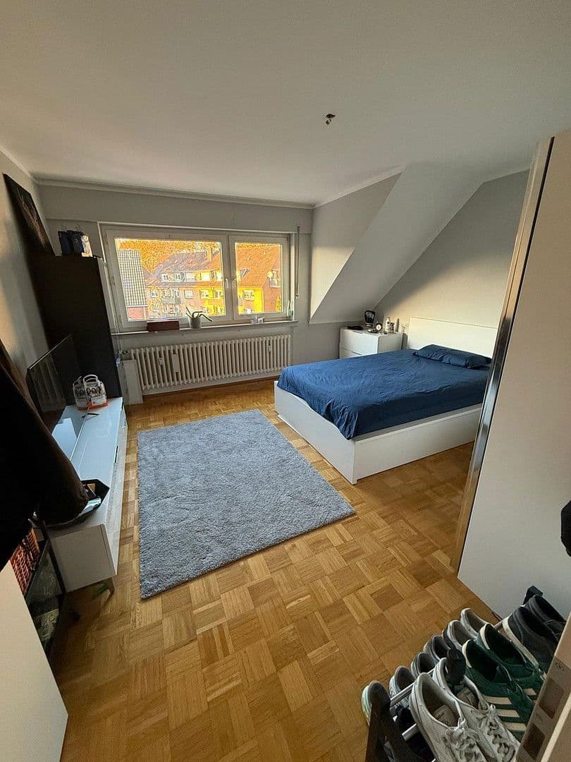 2 bedroom with open-plan kitchen flat to rent, 97 m², Oberhausen, North Rhine-Westphalia 2 bedroom with open-plan kitchen flat to rent, 97 m², Oberhausen, North Rhine-Westphalia