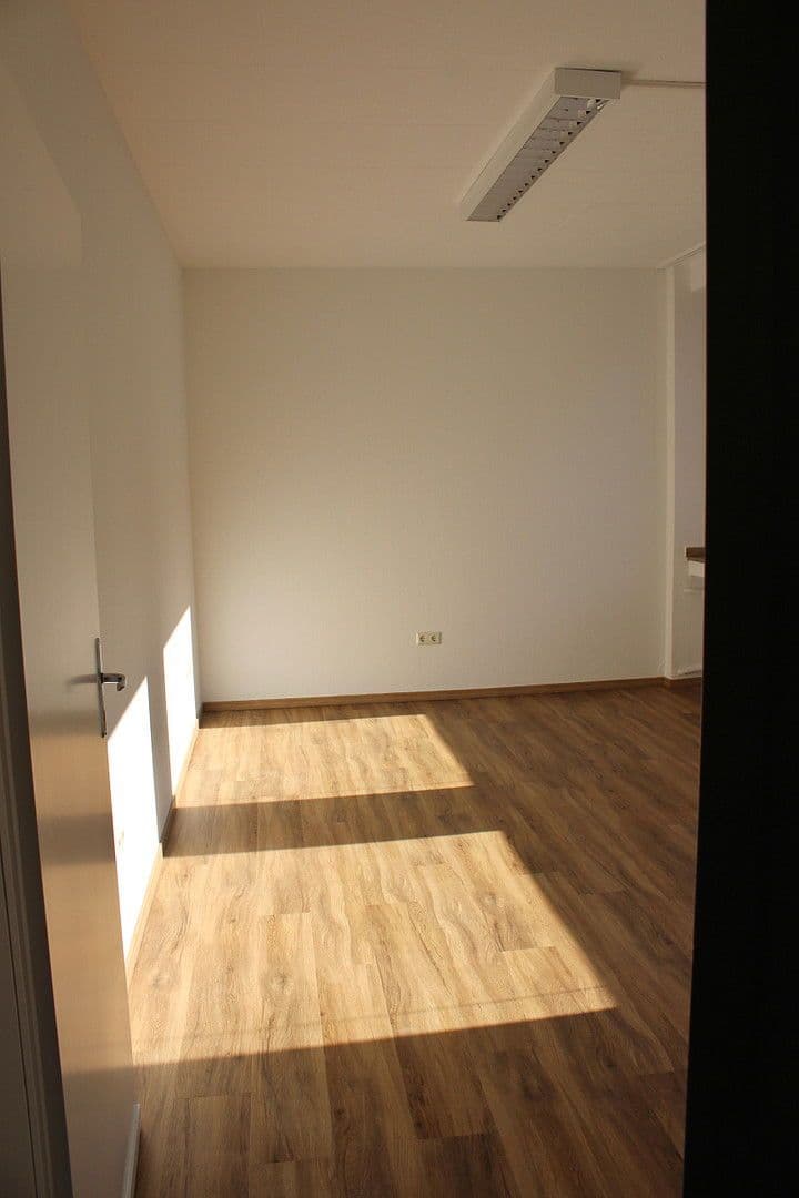 office to rent, 140 m², Am Buchenbaum 21, Duisburg, North Rhine-Westphalia office to rent, 140 m², Am Buchenbaum 21, Duisburg, North Rhine-Westphalia