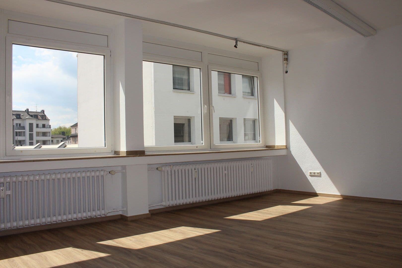 office to rent, 140 m², Am Buchenbaum 21, Duisburg, North Rhine-Westphalia office to rent, 140 m², Am Buchenbaum 21, Duisburg, North Rhine-Westphalia