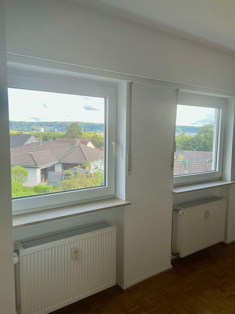 2 bedroom with open-plan kitchen flat to rent, 98 m², Saarbrücken, Saarland 2 bedroom with open-plan kitchen flat to rent, 98 m², Saarbrücken, Saarland