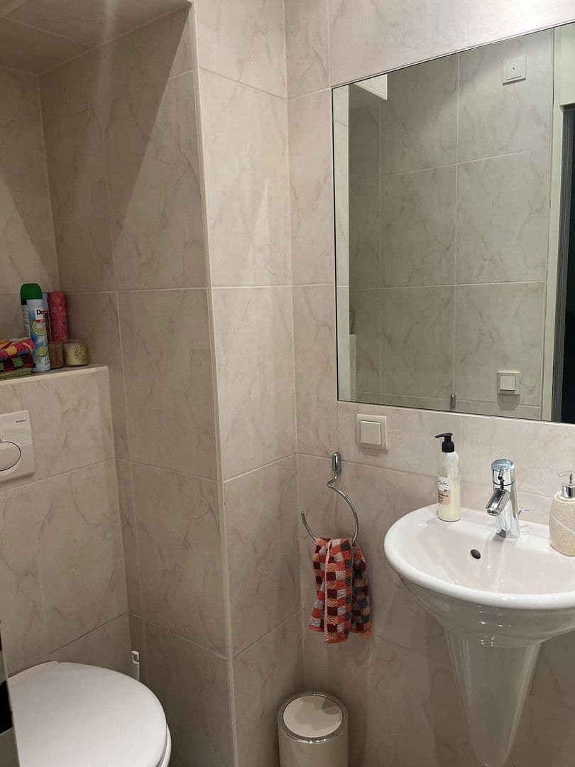 1 bedroom with open-plan kitchen flat to rent, 73 m², Statthalterhofweg, Köln, North Rhine-Westphalia 1 bedroom with open-plan kitchen flat to rent, 73 m², Statthalterhofweg, Köln, North Rhine-Westphalia