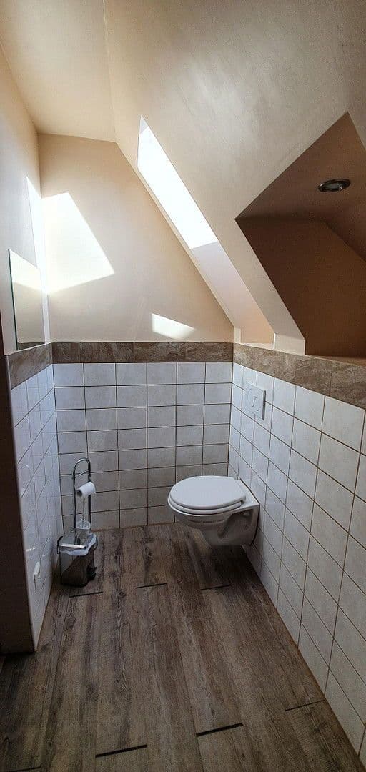 house for sale, 220 m², Reutlingen, Baden-Württemberg house for sale, 220 m², Reutlingen, Baden-Württemberg