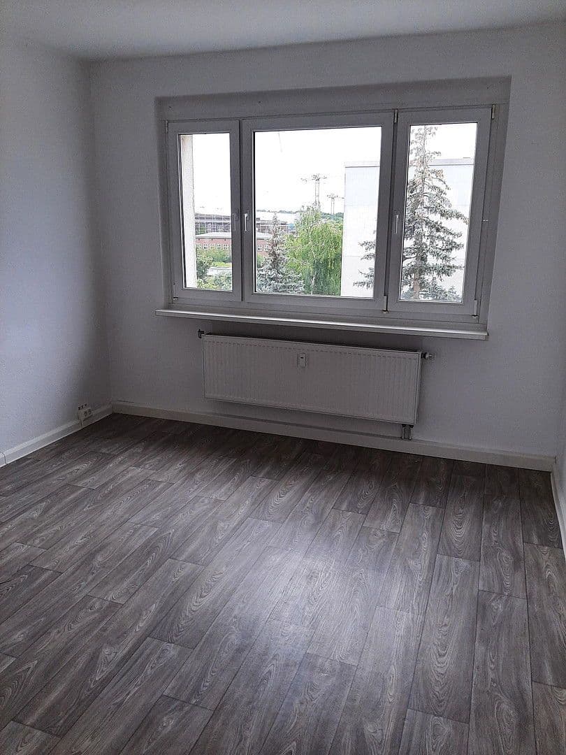 3 bedroom flat to rent, 64 m², Linzer Straße 41, Dessau-Roßlau, Saxony-Anhalt 3 bedroom flat to rent, 64 m², Linzer Straße 41, Dessau-Roßlau, Saxony-Anhalt