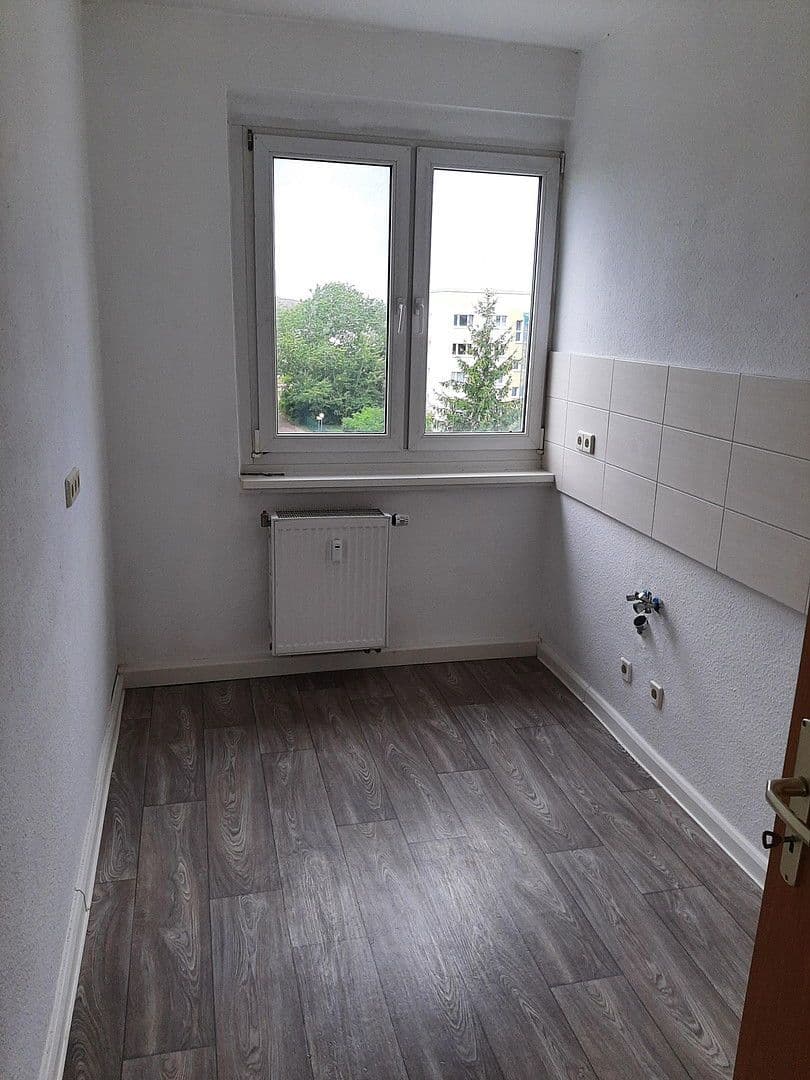 3 bedroom flat to rent, 64 m², Linzer Straße 41, Dessau-Roßlau, Saxony-Anhalt 3 bedroom flat to rent, 64 m², Linzer Straße 41, Dessau-Roßlau, Saxony-Anhalt