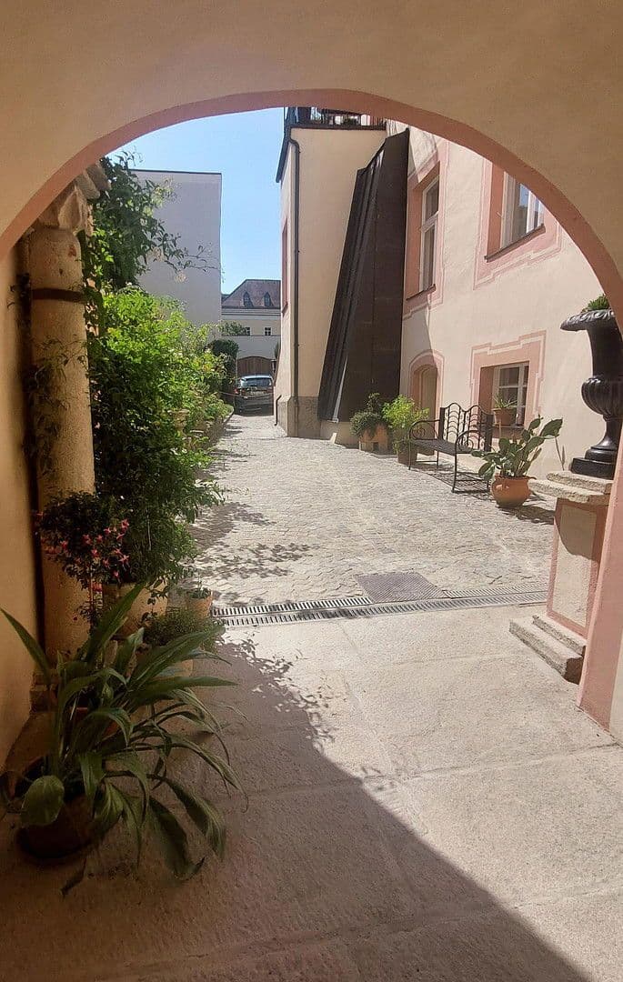 3 bedroom flat to rent, 160 m², Steinweg 11, Passau, Bavaria 3 bedroom flat to rent, 160 m², Steinweg 11, Passau, Bavaria