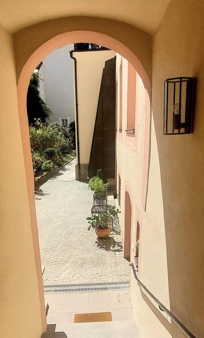 3 bedroom flat to rent, 160 m², Steinweg 11, Passau, Bavaria 3 bedroom flat to rent, 160 m², Steinweg 11, Passau, Bavaria