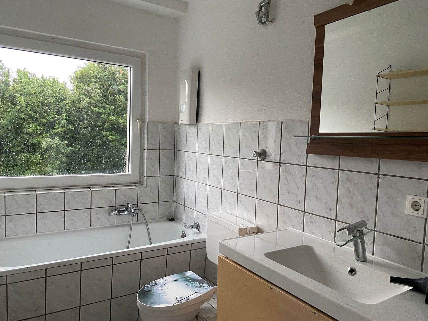 3 bedroom flat to rent, 72 m², Ittertalstraße 138, Solingen, North Rhine-Westphalia 3 bedroom flat to rent, 72 m², Ittertalstraße 138, Solingen, North Rhine-Westphalia