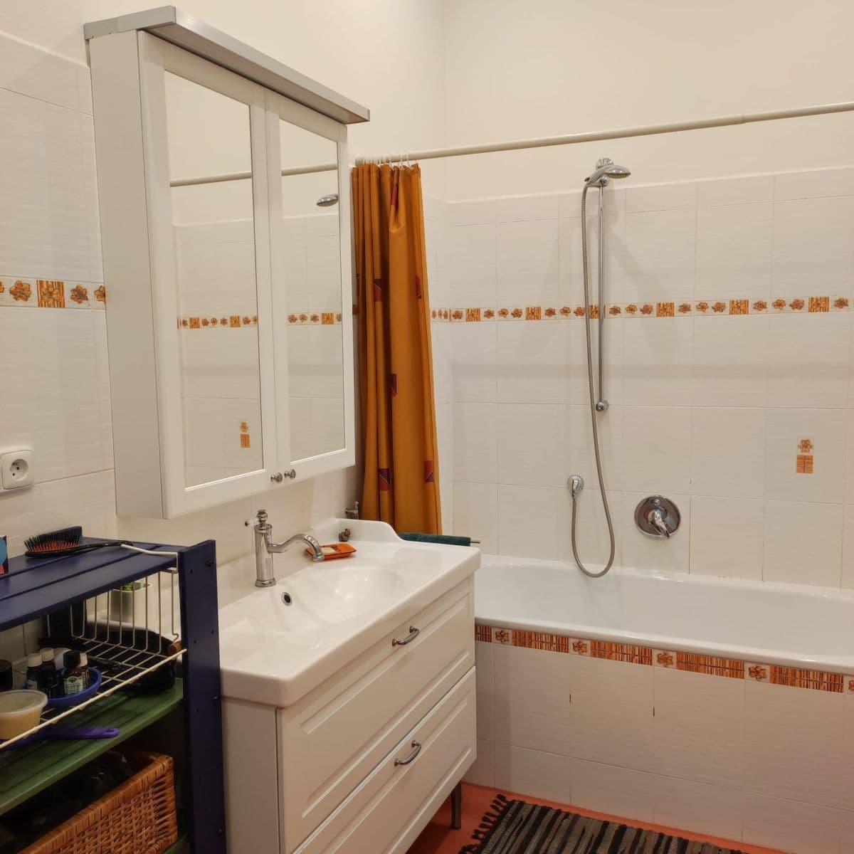 1 bedroom with open-plan kitchen flat to rent, 68 m², Jugoslávských partyzánů, Prague, Prague 1 bedroom with open-plan kitchen flat to rent, 68 m², Jugoslávských partyzánů, Prague, Prague