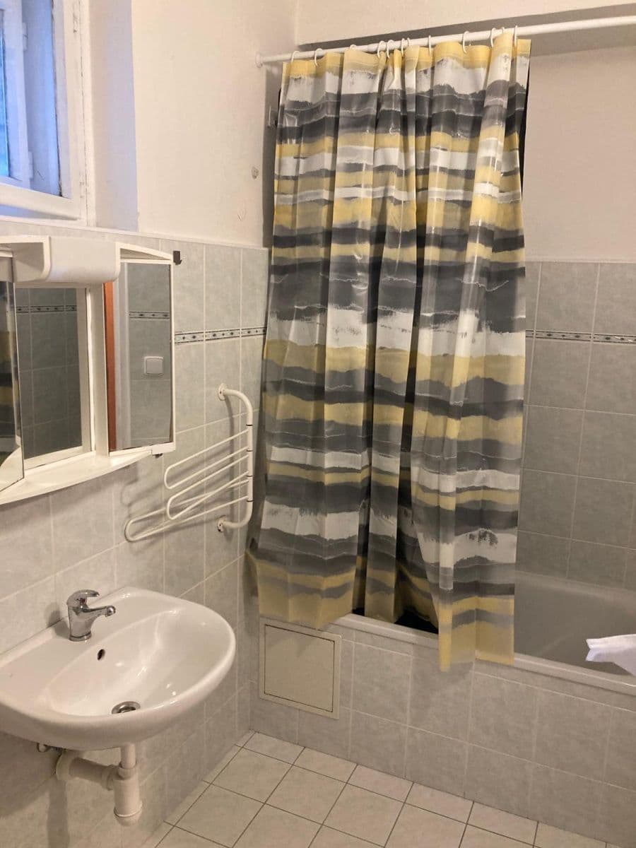 Studio flat to rent, 25 m², Zálesí, Prague, Prague Studio flat to rent, 25 m², Zálesí, Prague, Prague