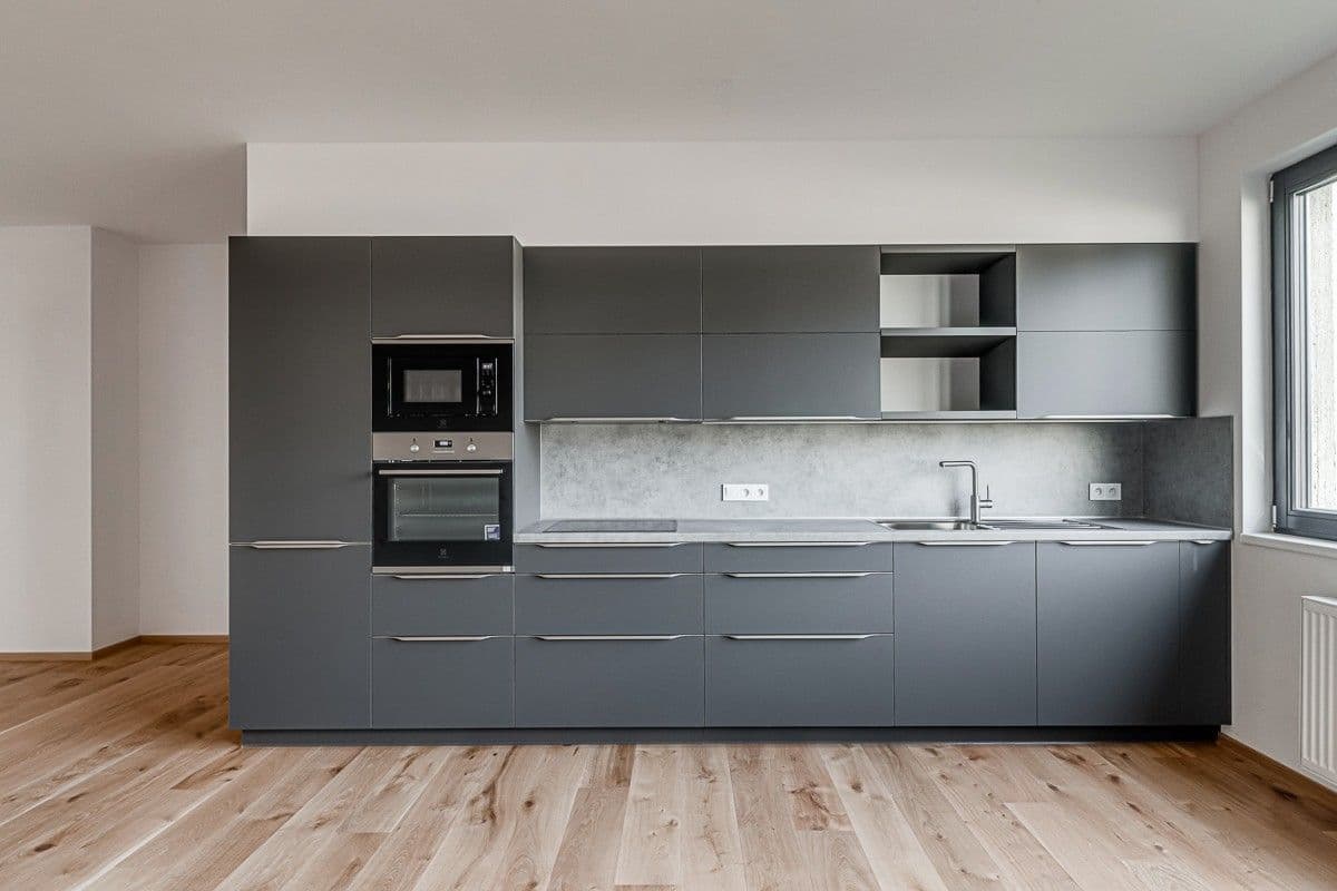 2 bedroom with open-plan kitchen flat for sale, 80 m², Karla IV., Horoměřice, Středočeský Region 2 bedroom with open-plan kitchen flat for sale, 80 m², Karla IV., Horoměřice, Středočeský Region