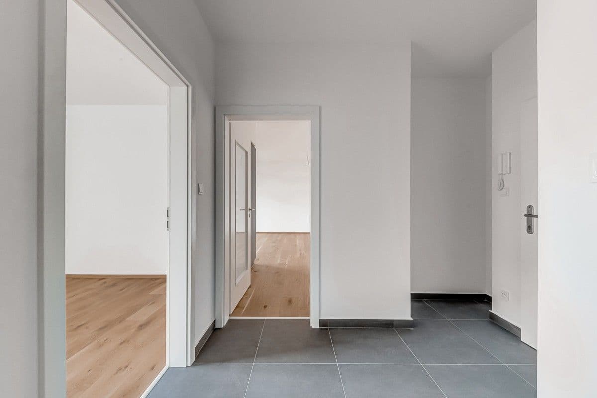 2 bedroom with open-plan kitchen flat for sale, 80 m², Karla IV., Horoměřice, Středočeský Region 2 bedroom with open-plan kitchen flat for sale, 80 m², Karla IV., Horoměřice, Středočeský Region