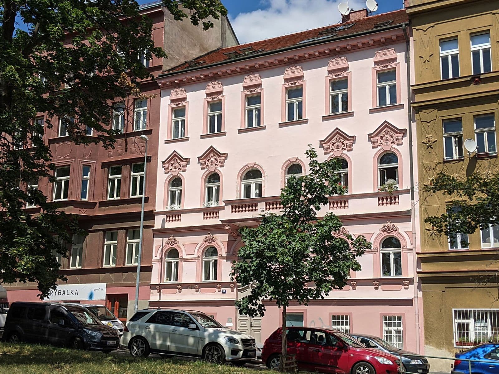 1 bedroom with open-plan kitchen flat to rent, 56 m², Rybalkova, Prague, Prague 1 bedroom with open-plan kitchen flat to rent, 56 m², Rybalkova, Prague, Prague