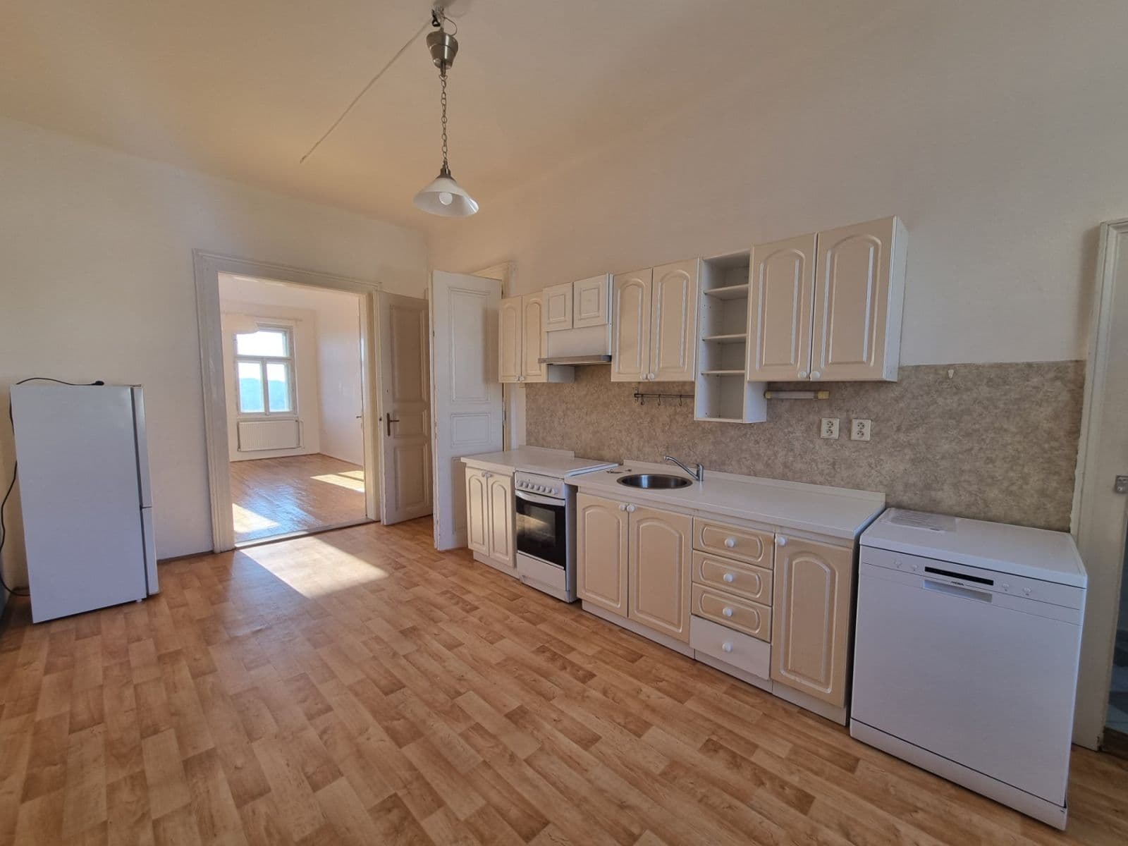 1 bedroom with open-plan kitchen flat to rent, 56 m², Rybalkova, Prague, Prague 1 bedroom with open-plan kitchen flat to rent, 56 m², Rybalkova, Prague, Prague