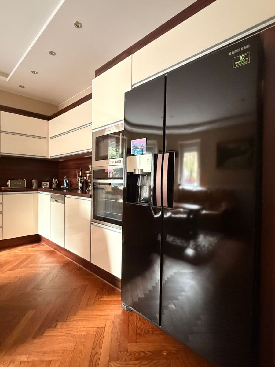 3 bedroom flat for sale, 64 m², Zochova, Bratislava - mestská časť Staré Mesto, Bratislavský Region 3 bedroom flat for sale, 64 m², Zochova, Bratislava - mestská časť Staré Mesto, Bratislavský Region