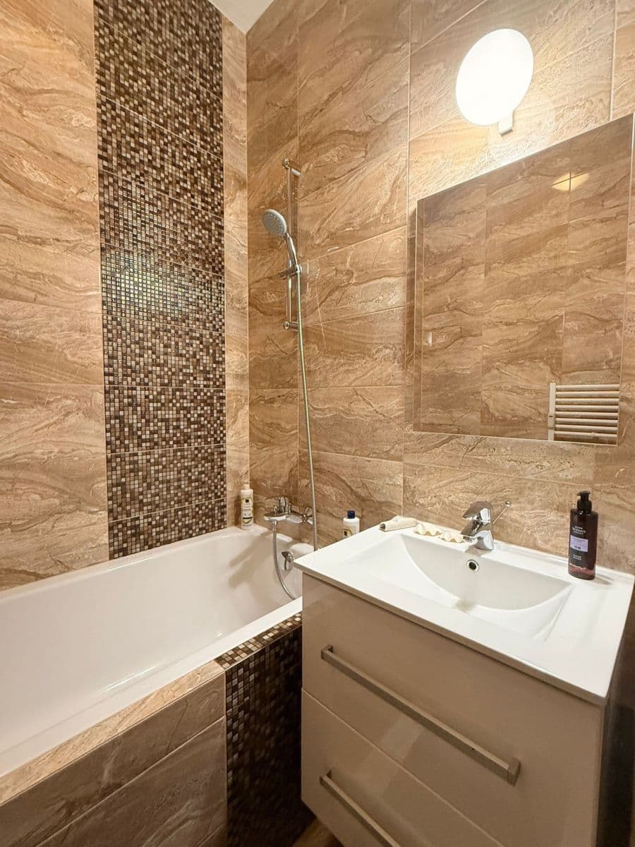 3 bedroom flat for sale, 64 m², Zochova, Bratislava - mestská časť Staré Mesto, Bratislavský Region 3 bedroom flat for sale, 64 m², Zochova, Bratislava - mestská časť Staré Mesto, Bratislavský Region