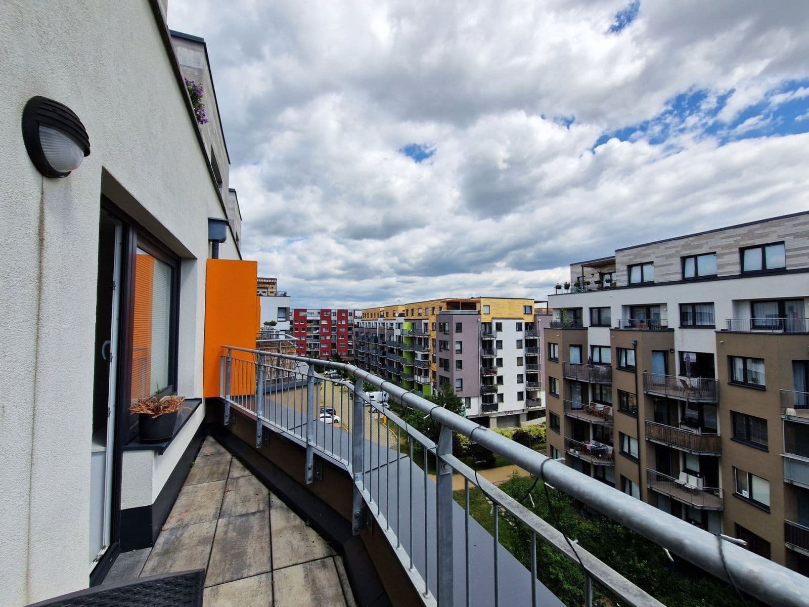 1 bedroom with open-plan kitchen flat to rent, 43 m², Makedonská, Prague, Prague 1 bedroom with open-plan kitchen flat to rent, 43 m², Makedonská, Prague, Prague