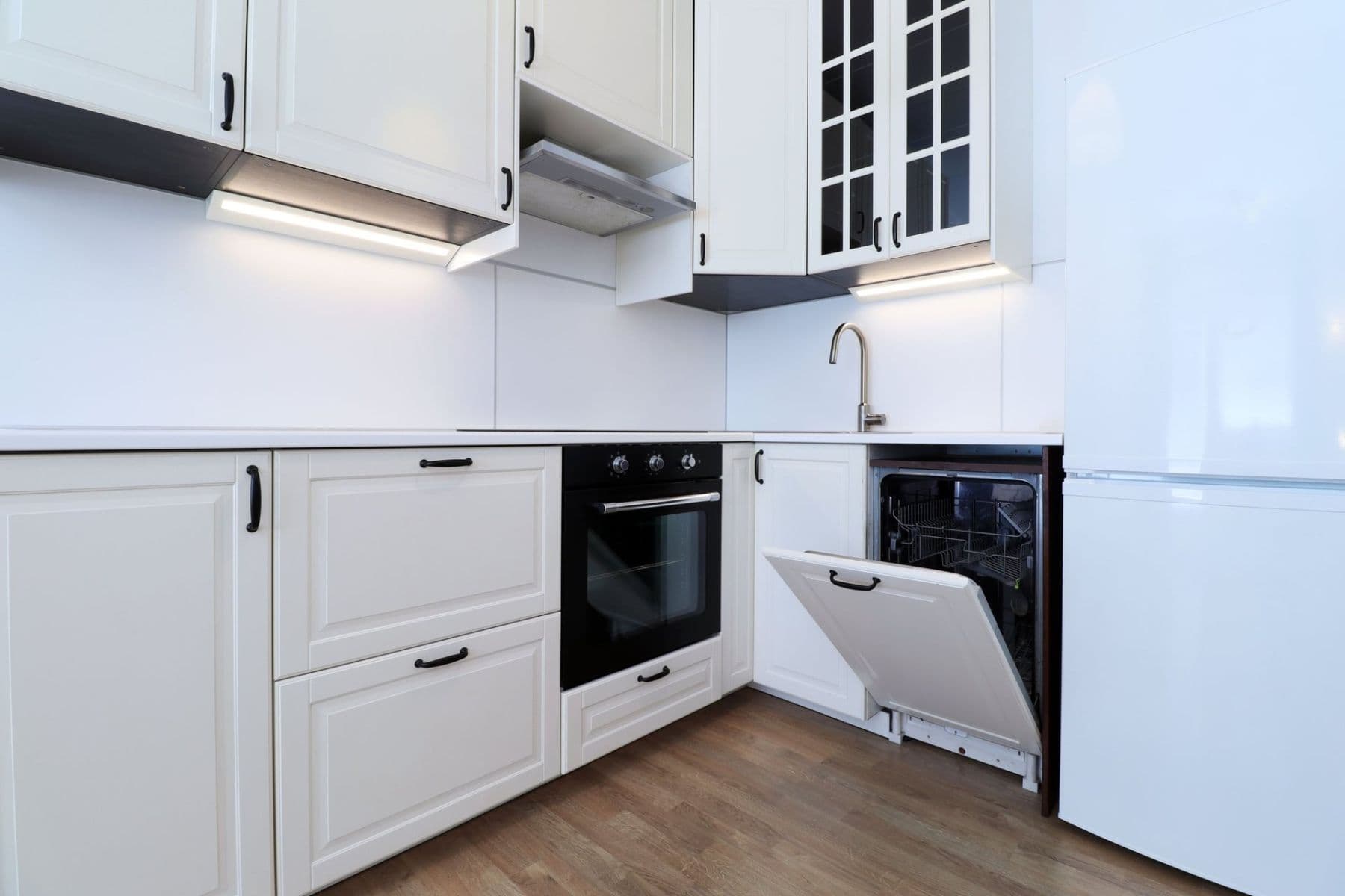 1 bedroom with open-plan kitchen flat to rent, 43 m², Makedonská, Prague, Prague 1 bedroom with open-plan kitchen flat to rent, 43 m², Makedonská, Prague, Prague