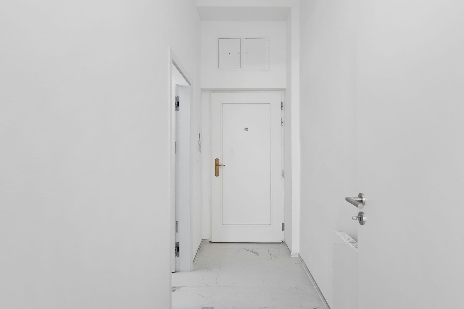 Studio flat to rent, 31 m², Lumírova, Prague, Prague Studio flat to rent, 31 m², Lumírova, Prague, Prague