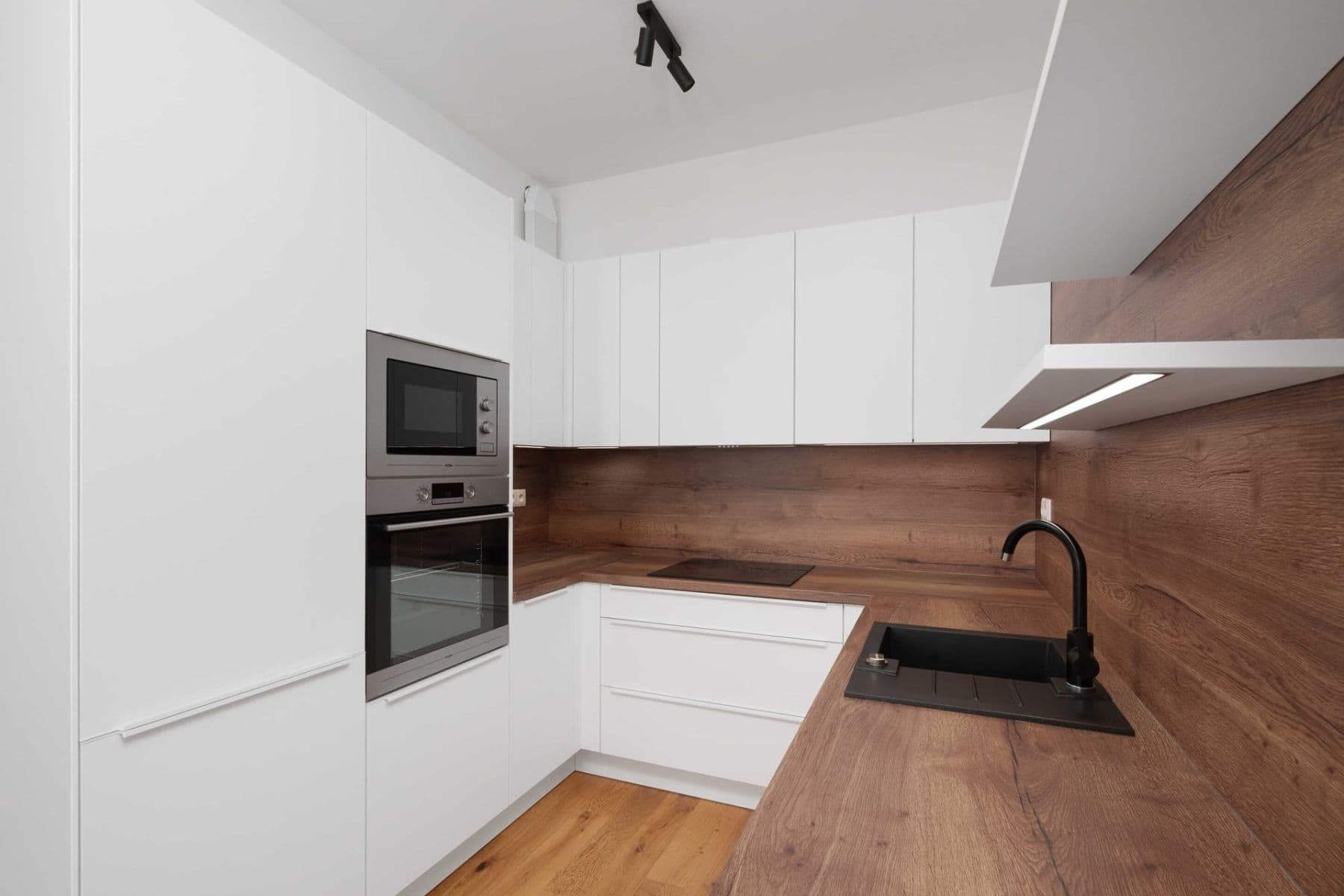 1 bedroom with open-plan kitchen flat to rent, 48 m², Medkova, Prague, Prague 1 bedroom with open-plan kitchen flat to rent, 48 m², Medkova, Prague, Prague