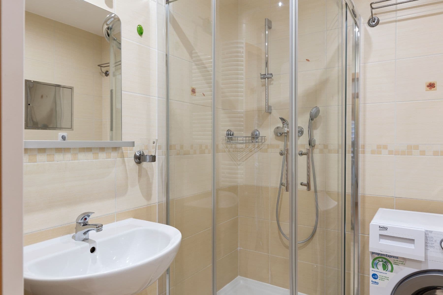 Studio flat to rent, 32 m², Raichlova, Prague, Prague Studio flat to rent, 32 m², Raichlova, Prague, Prague