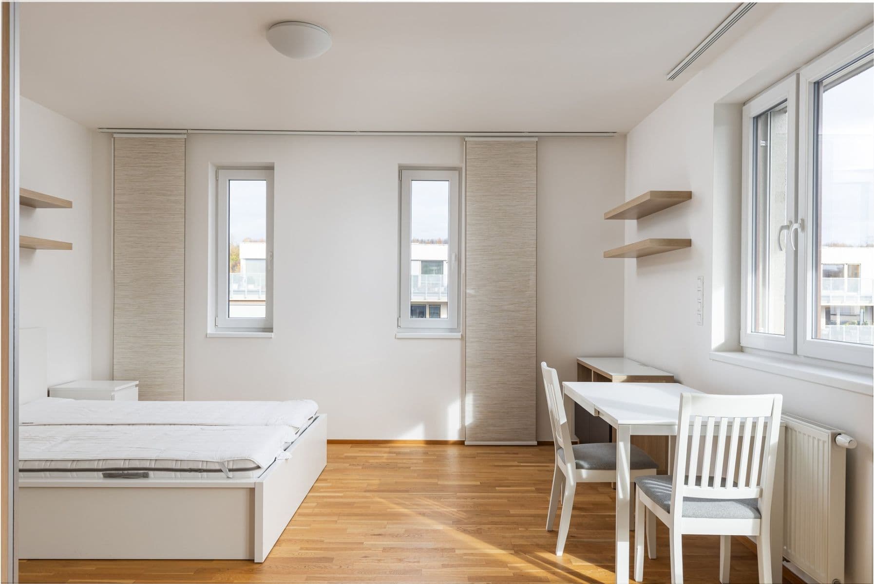 Studio flat to rent, 42 m², Pod stolovou horou, Prague, Prague Studio flat to rent, 42 m², Pod stolovou horou, Prague, Prague