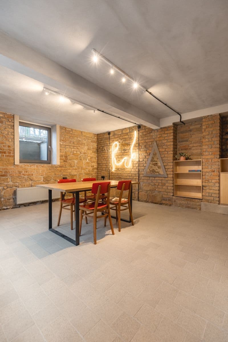 non-residential property to rent, 35 m², Táborská, Plzeň, Plzeňský Region non-residential property to rent, 35 m², Táborská, Plzeň, Plzeňský Region