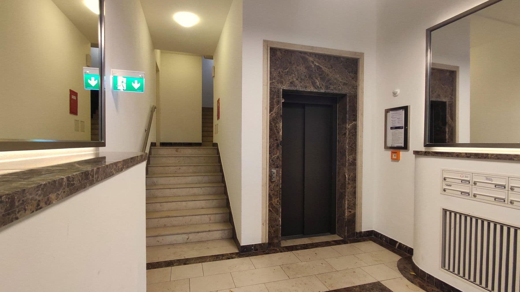 4 bedroom flat to rent, 134 m², Albrecht-Achilles-Str. 65c, Berlin, Berlin 4 bedroom flat to rent, 134 m², Albrecht-Achilles-Str. 65c, Berlin, Berlin