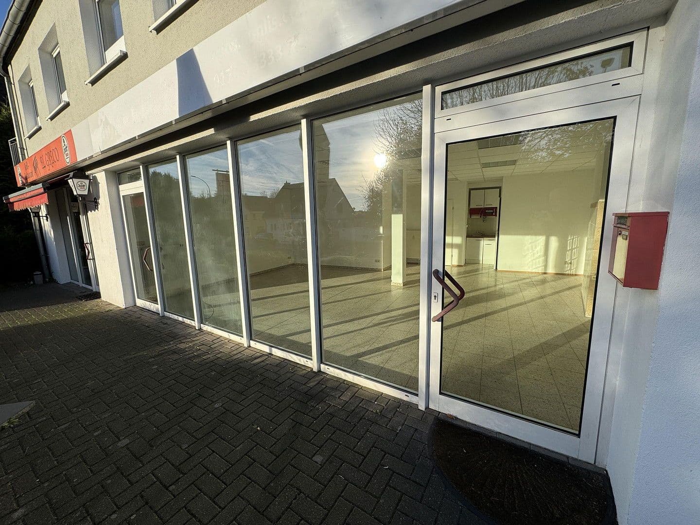 office to rent, 52 m², Straßen 53, Bergisch Gladbach, North Rhine-Westphalia office to rent, 52 m², Straßen 53, Bergisch Gladbach, North Rhine-Westphalia