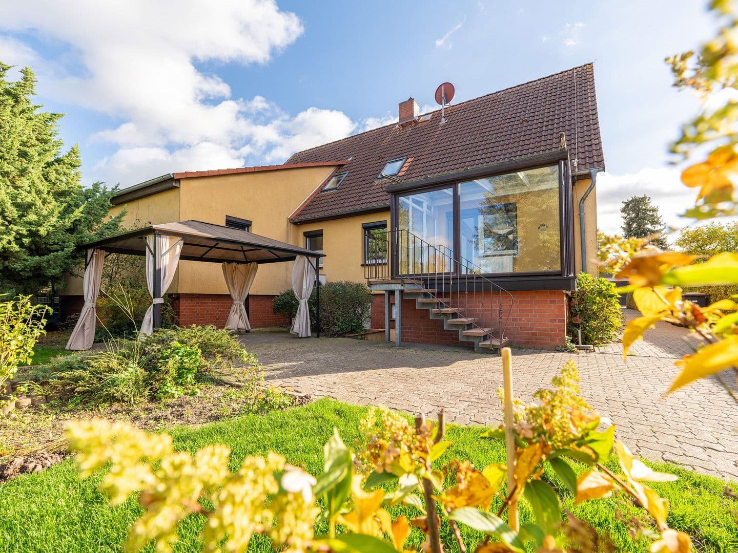 house for sale, 273 m², Oebisfelde-Weferlingen, Saxony-Anhalt house for sale, 273 m², Oebisfelde-Weferlingen, Saxony-Anhalt