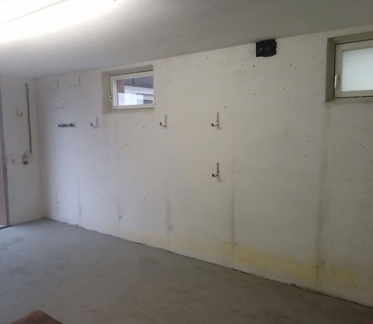 garage to rent, 1,000 m², St. Johann am Walde, Upper Austria garage to rent, 1,000 m², St. Johann am Walde, Upper Austria