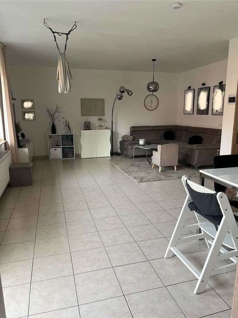 3 bedroom flat to rent, 93 m², Löhstr.33, Viersen, North Rhine-Westphalia 3 bedroom flat to rent, 93 m², Löhstr.33, Viersen, North Rhine-Westphalia