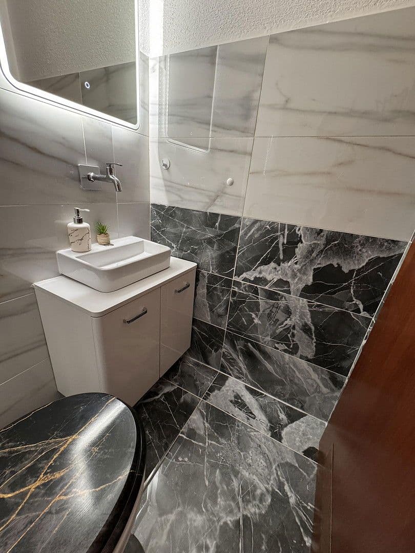 2 bedroom with open-plan kitchen flat for sale, 80 m², Oberboihingen, Baden-Württemberg 2 bedroom with open-plan kitchen flat for sale, 80 m², Oberboihingen, Baden-Württemberg