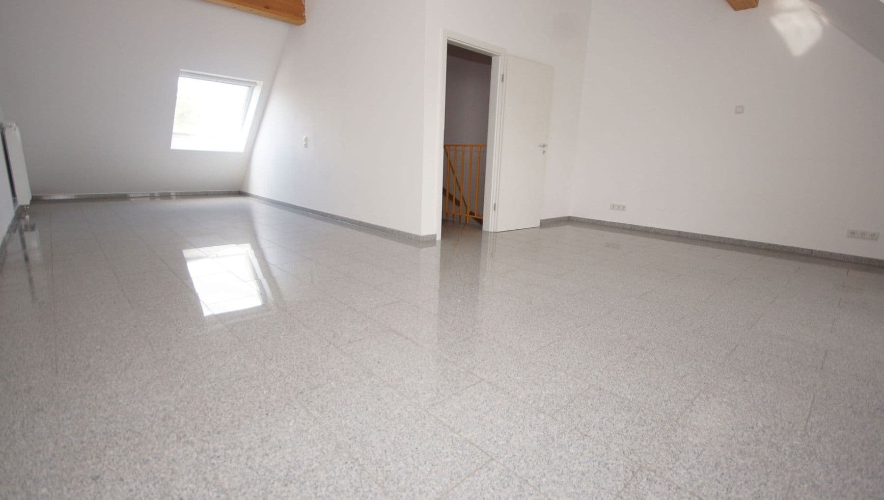 house to rent, 158 m², Frankfurt, Hesse house to rent, 158 m², Frankfurt, Hesse