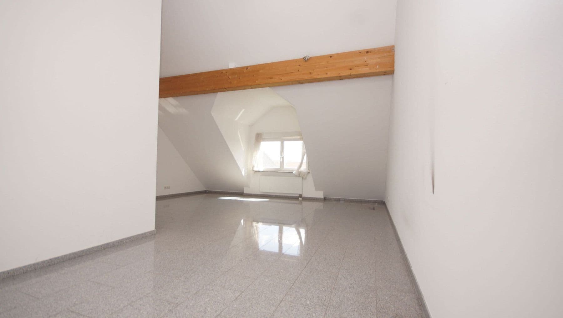 house to rent, 158 m², Frankfurt, Hesse house to rent, 158 m², Frankfurt, Hesse