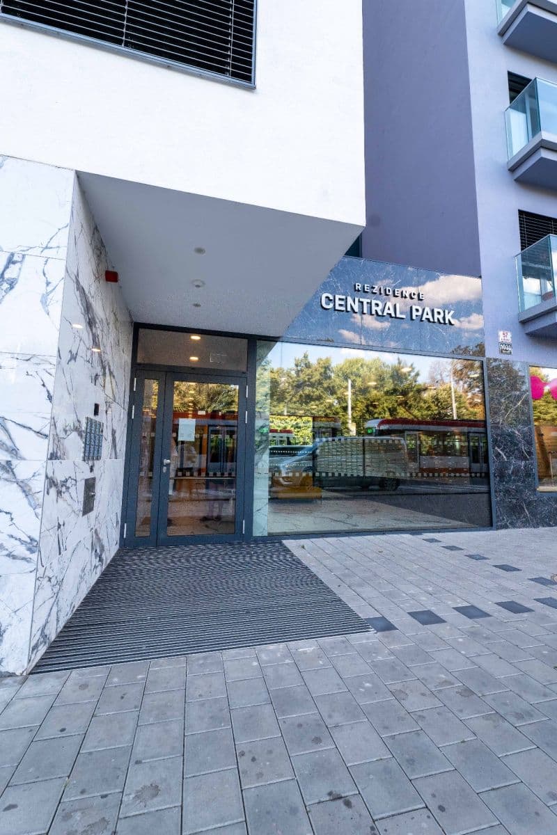 1 bedroom with open-plan kitchen flat to rent, 70 m², Lidická, Brno, Jihomoravský Region 1 bedroom with open-plan kitchen flat to rent, 70 m², Lidická, Brno, Jihomoravský Region