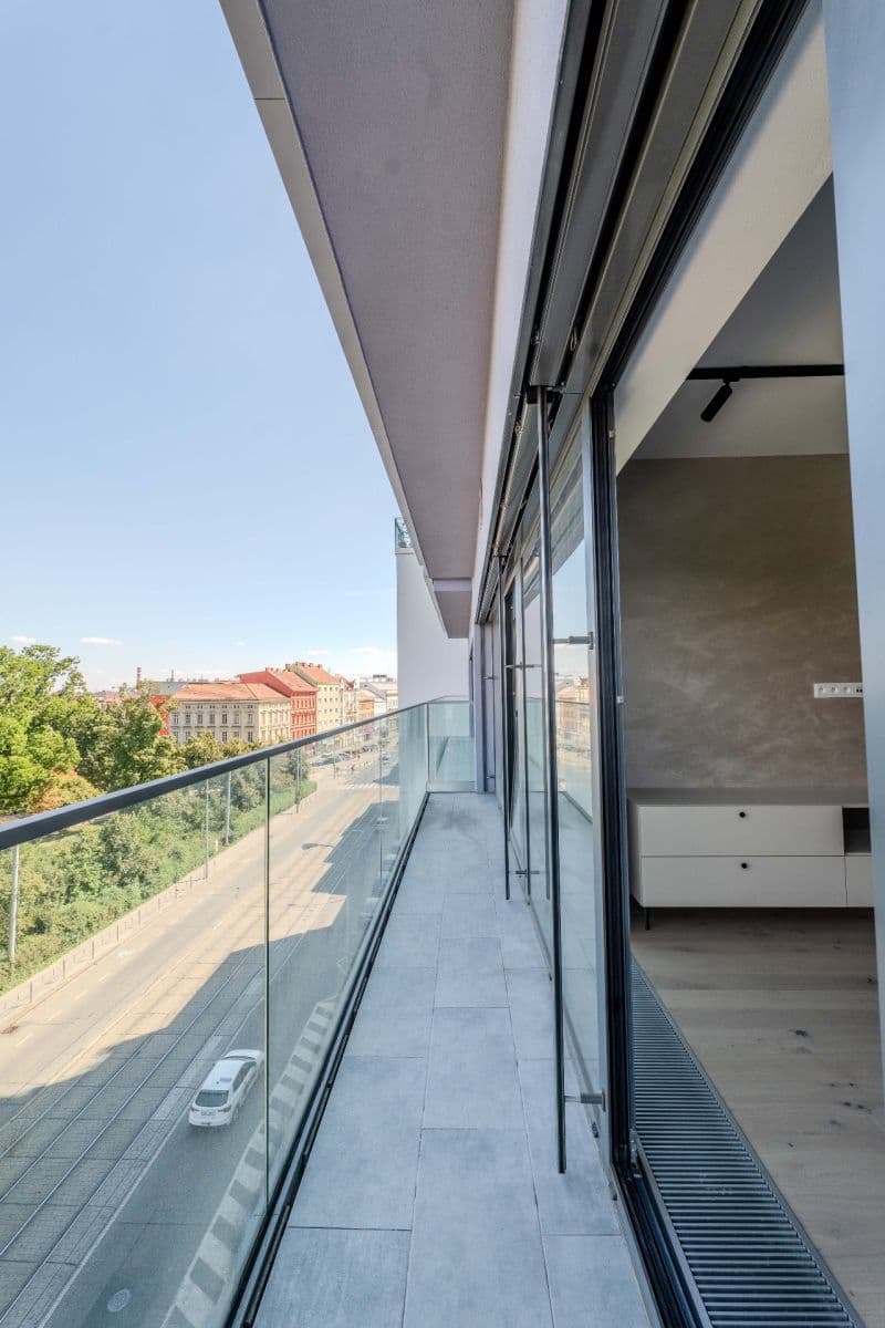 1 bedroom with open-plan kitchen flat to rent, 70 m², Lidická, Brno, Jihomoravský Region 1 bedroom with open-plan kitchen flat to rent, 70 m², Lidická, Brno, Jihomoravský Region