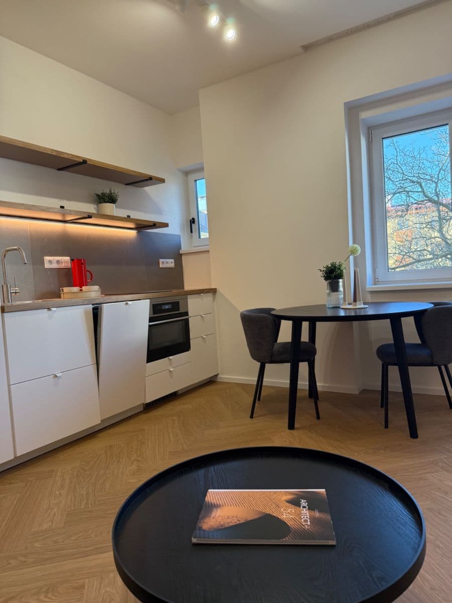 Studio flat to rent, 30 m², Na Dolinách, Prague, Prague Studio flat to rent, 30 m², Na Dolinách, Prague, Prague