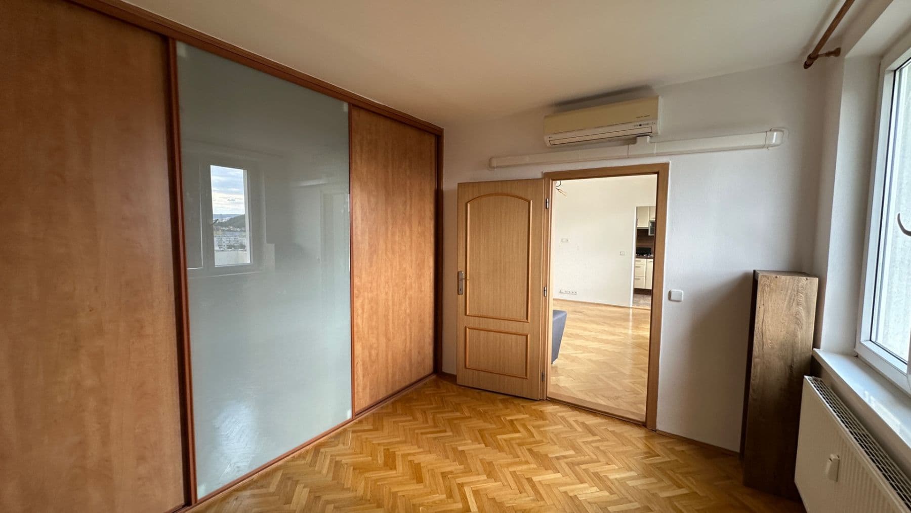 2 bedroom with open-plan kitchen flat to rent, 75 m², Dunajská, Brno, Jihomoravský Region 2 bedroom with open-plan kitchen flat to rent, 75 m², Dunajská, Brno, Jihomoravský Region