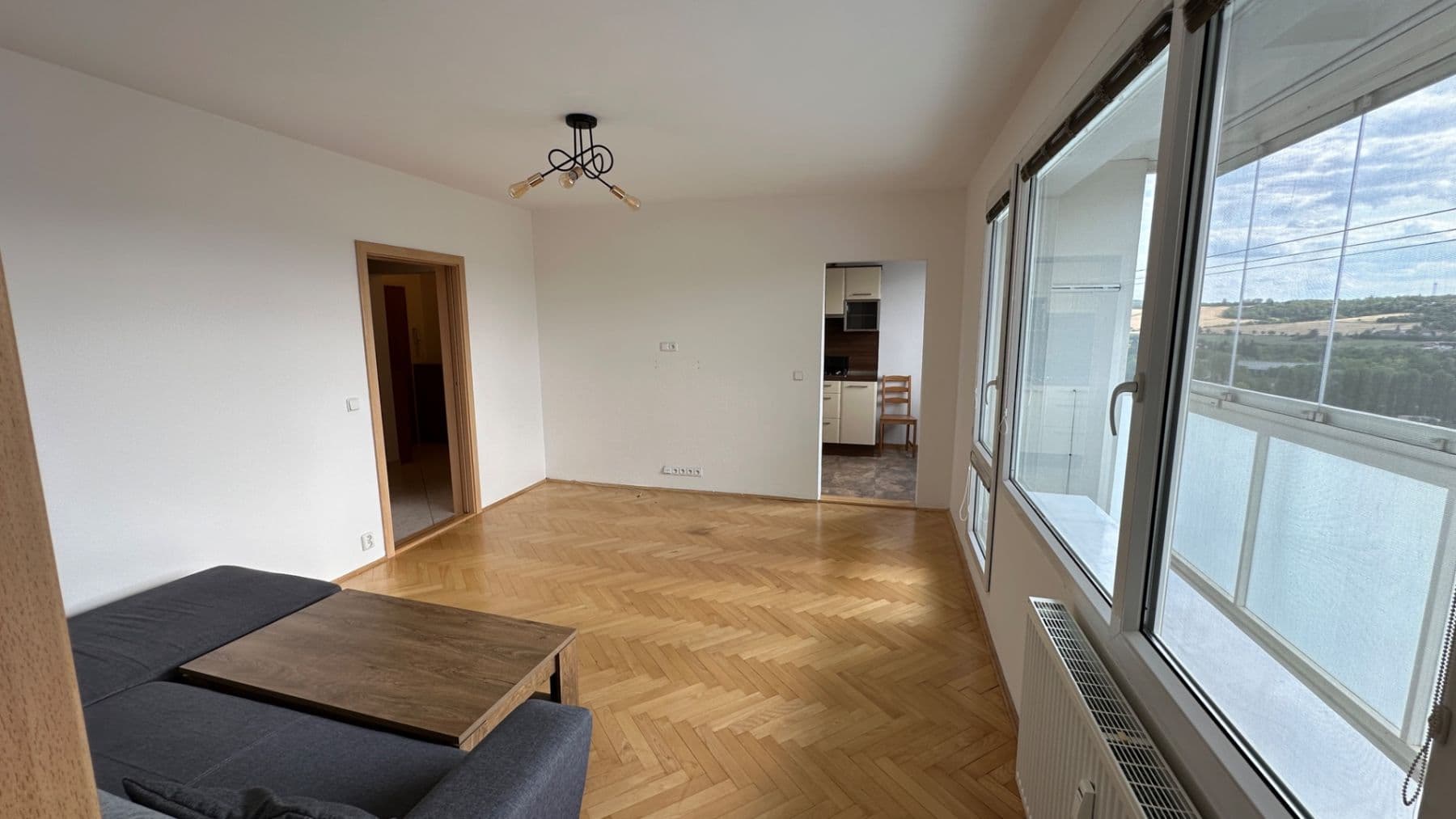 2 bedroom with open-plan kitchen flat to rent, 75 m², Dunajská, Brno, Jihomoravský Region 2 bedroom with open-plan kitchen flat to rent, 75 m², Dunajská, Brno, Jihomoravský Region