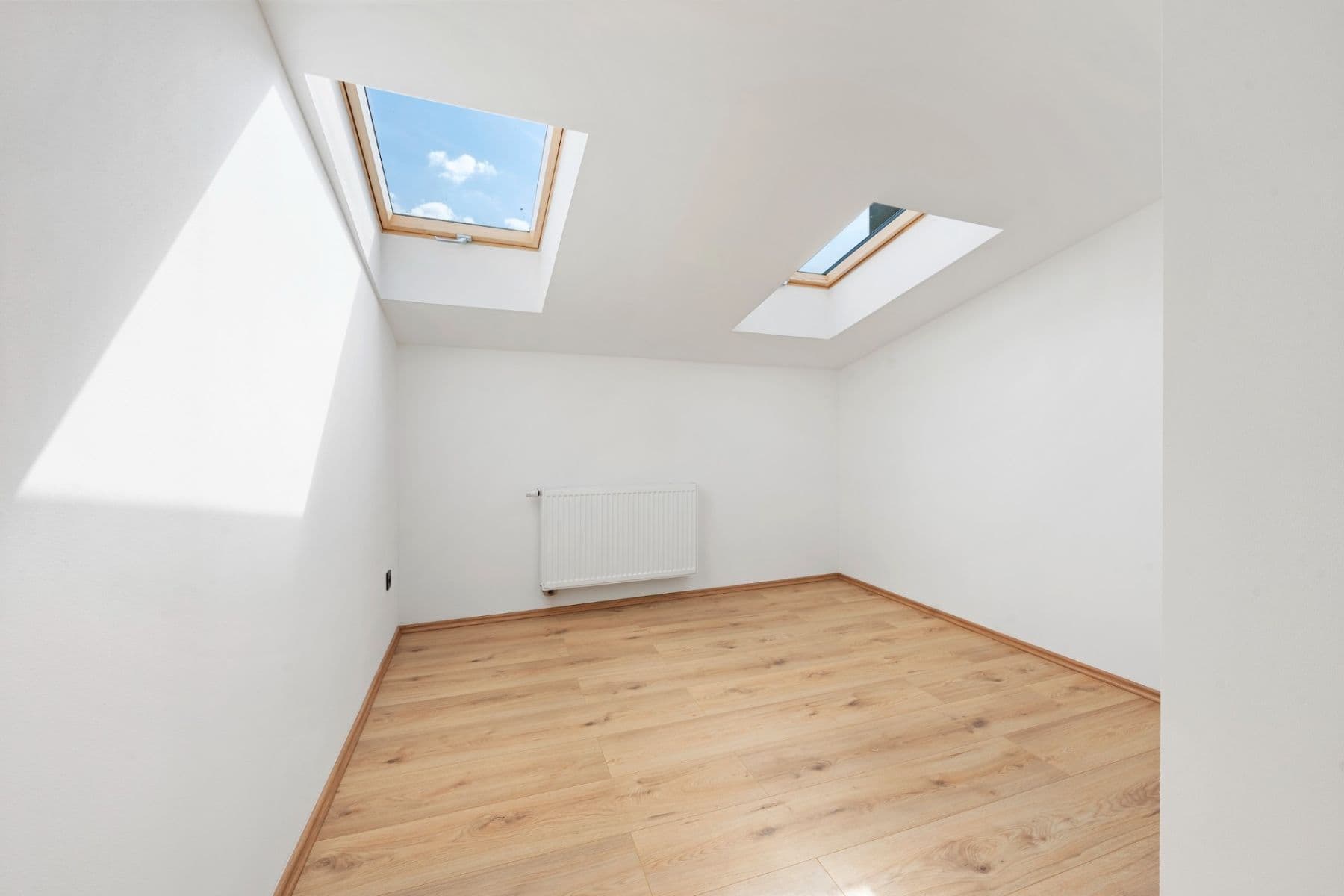 2 bedroom with open-plan kitchen flat for sale, 91 m², Čebín, Jihomoravský Region 2 bedroom with open-plan kitchen flat for sale, 91 m², Čebín, Jihomoravský Region