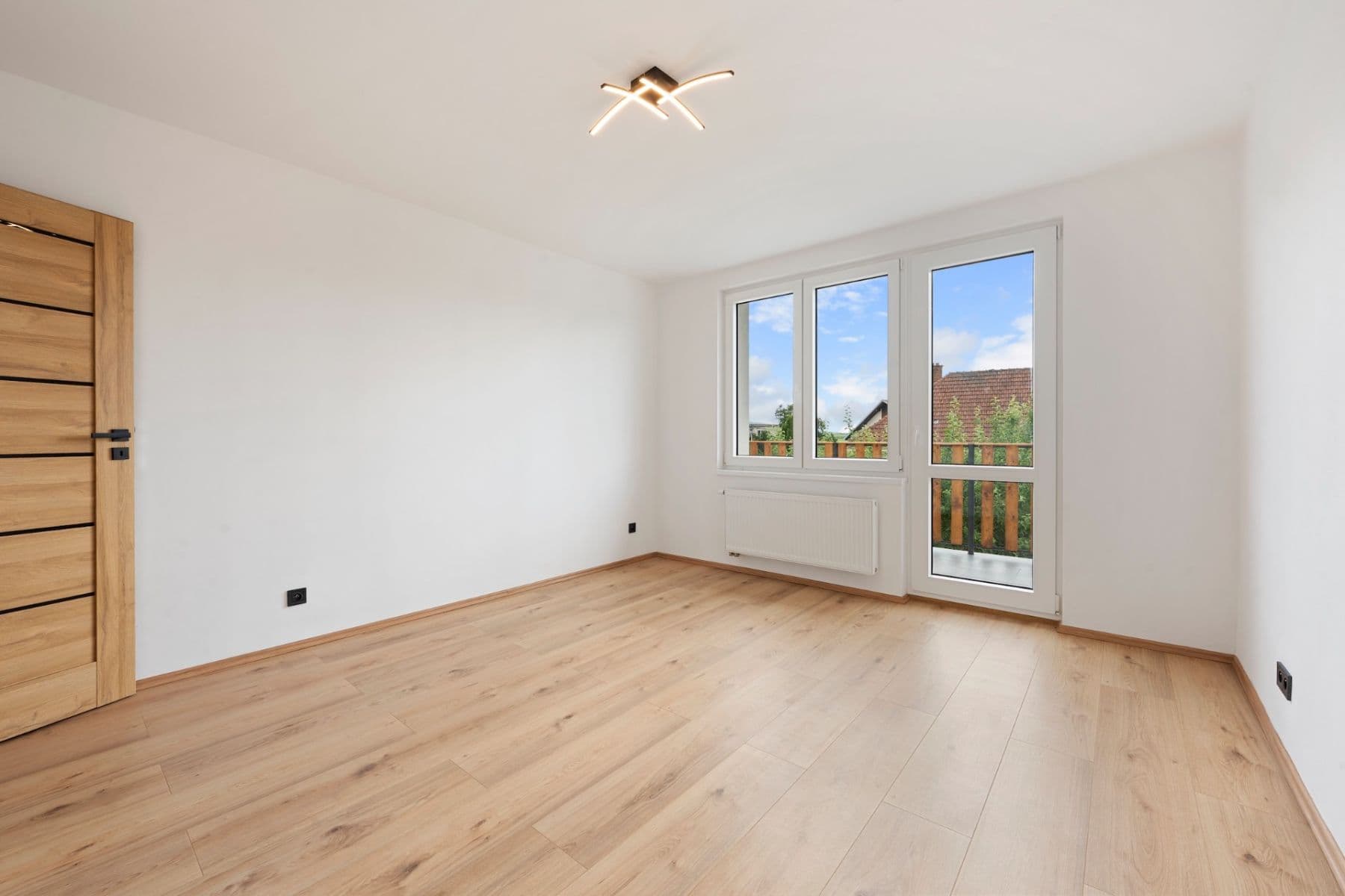 3 bedroom with open-plan kitchen flat for sale, 154 m², Čebín, Jihomoravský Region 3 bedroom with open-plan kitchen flat for sale, 154 m², Čebín, Jihomoravský Region